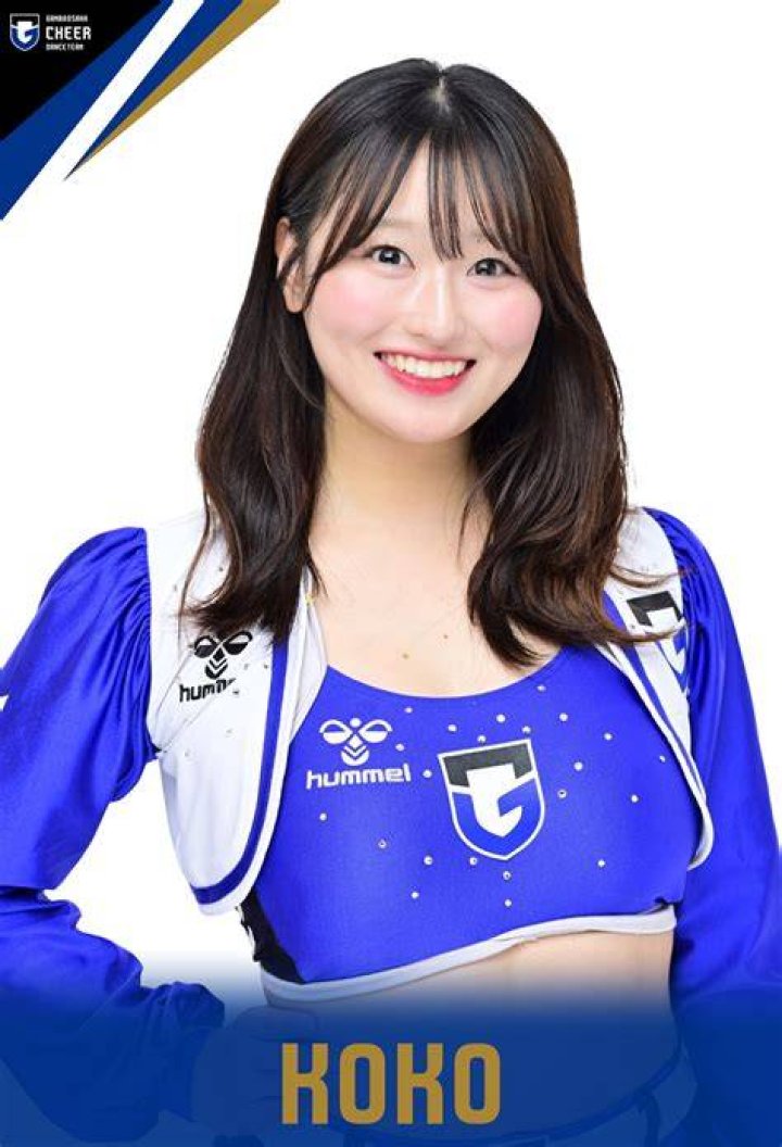 高校野球チアガールの魅力と役割　舞台裏から見える「応援」の技術