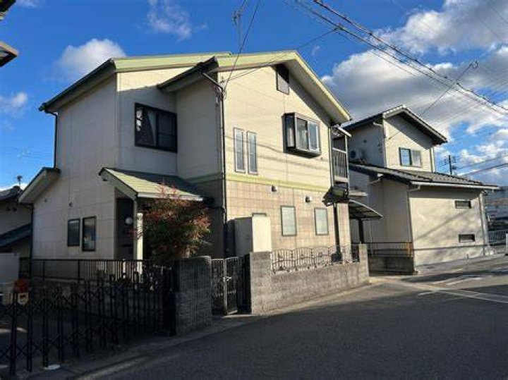 滋賀県の県庁所在地は大津市「京町四丁目」—住所と行き方ガイド
